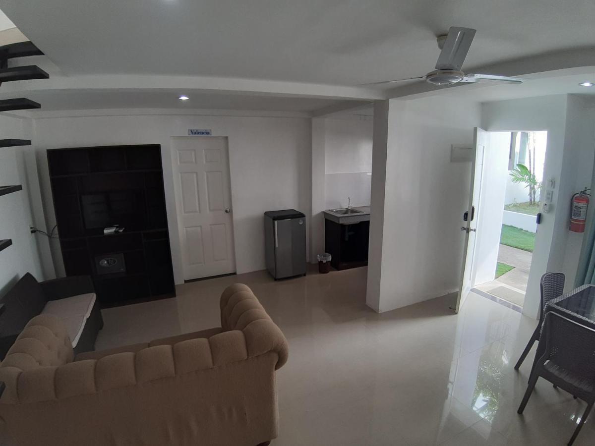 Heartland Hotel Serviced Rooms & Apartments. Panglao City Exterior foto